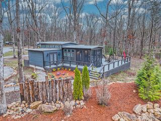 10 Crawfish Ct, Tracy City, TN 37387