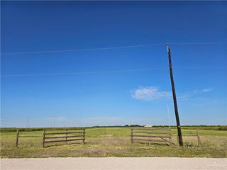 3370 Mile 1 1/2 E, Mercedes, TX 78570