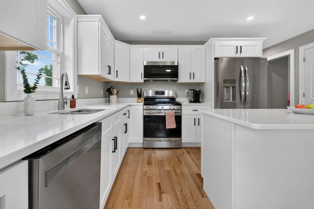 20 Woodbury Lane, Boscawen, NH 03303