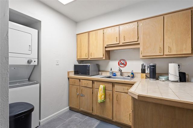 20 NW 24TH STREET, Gainesville, FL 32607