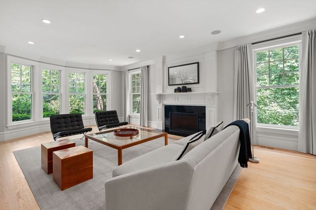 300 Glen Road, Weston, MA 02493