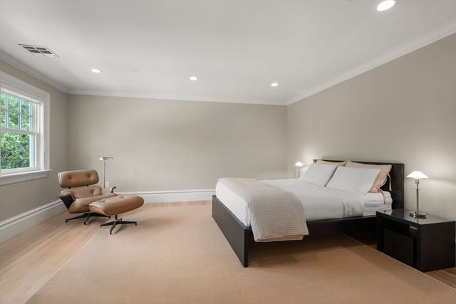 300 Glen Road, Weston, MA 02493