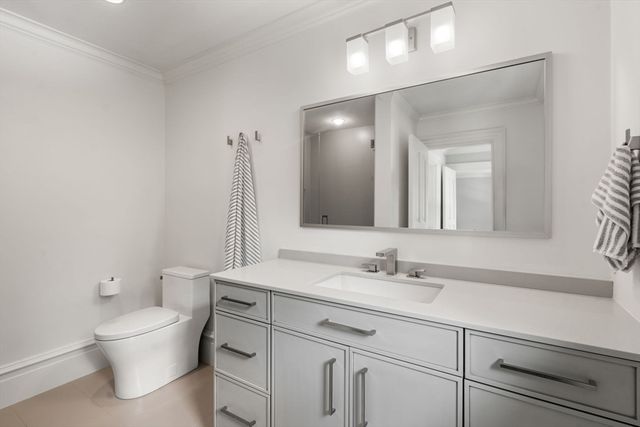 300 Glen Road, Weston, MA 02493