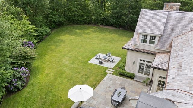 300 Glen Road, Weston, MA 02493