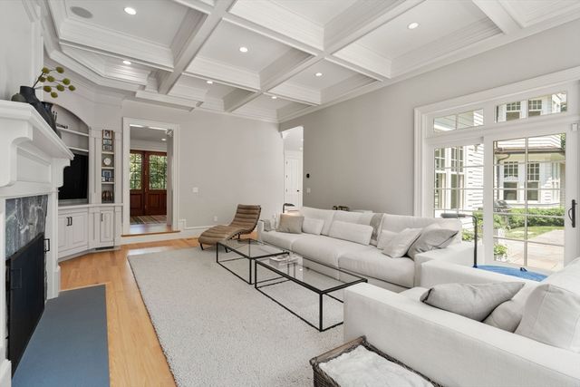 300 Glen Road, Weston, MA 02493