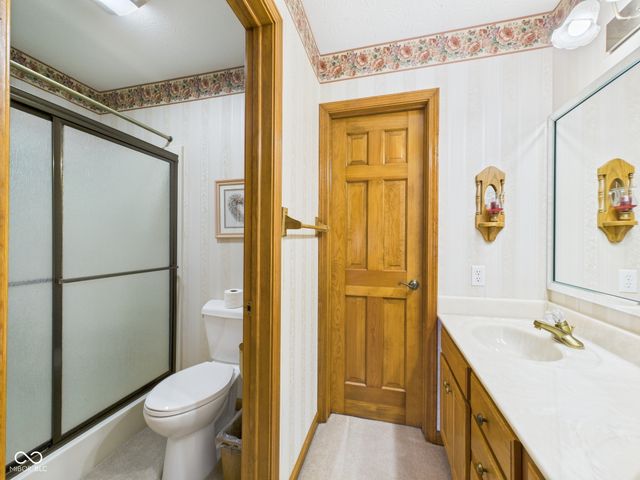 211 Orchard Lane, Alexandria, IN 46001