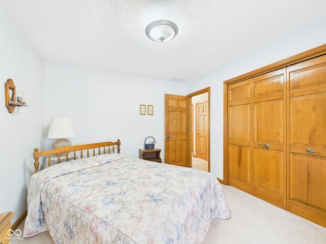 211 Orchard Lane, Alexandria, IN 46001