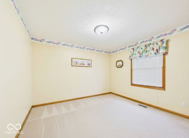 211 Orchard Lane, Alexandria, IN 46001