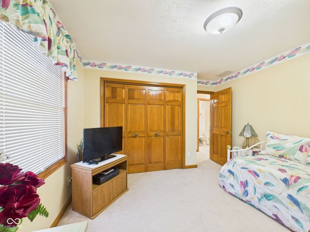 211 Orchard Lane, Alexandria, IN 46001