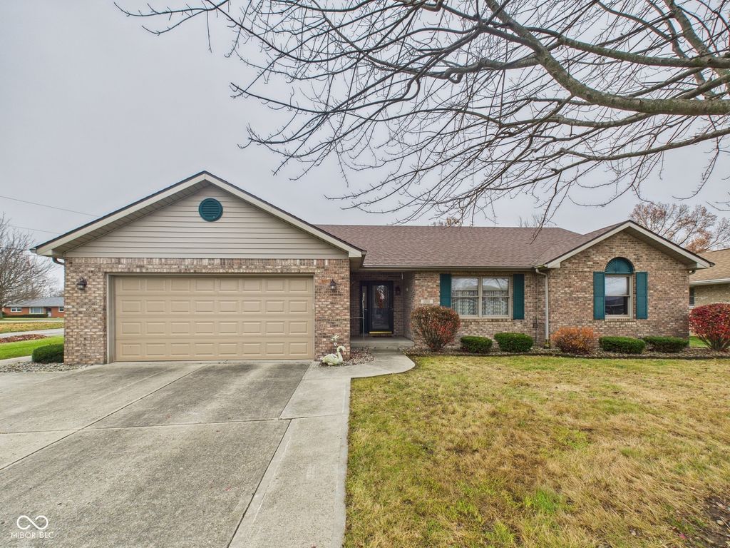 211 Orchard Lane, Alexandria, IN 46001