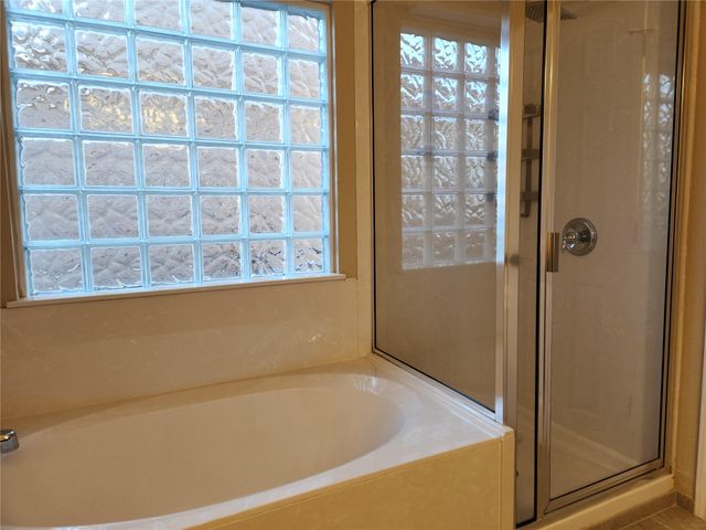 10202 Maydelle DR 225, Austin, TX 78748