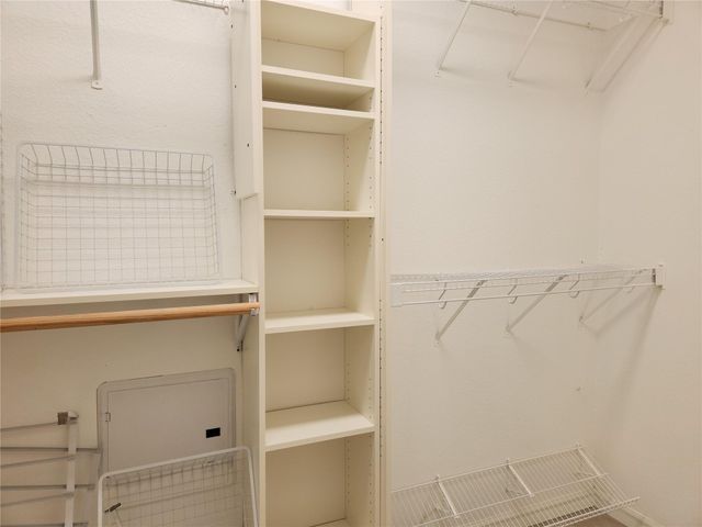 10202 Maydelle DR 225, Austin, TX 78748