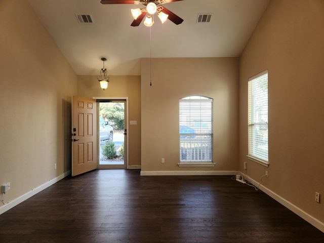 10202 Maydelle DR 225, Austin, TX 78748