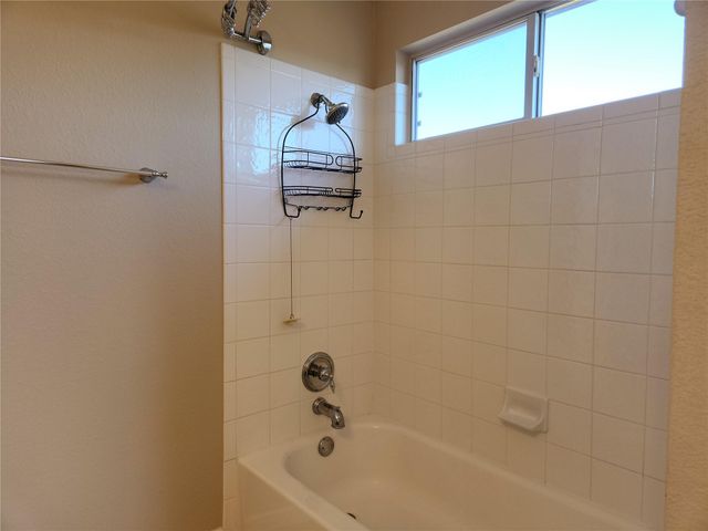 10202 Maydelle DR 225, Austin, TX 78748