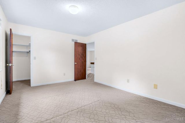 7316 Osceola Drive, Madeira, OH 45243