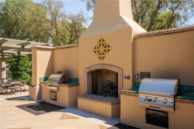 24 Malibu, Irvine, CA 92602