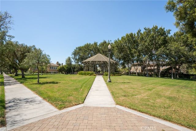 24 Malibu, Irvine, CA 92602