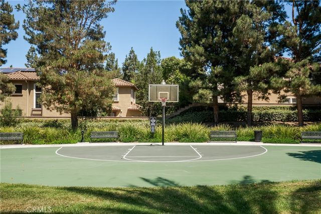 24 Malibu, Irvine, CA 92602