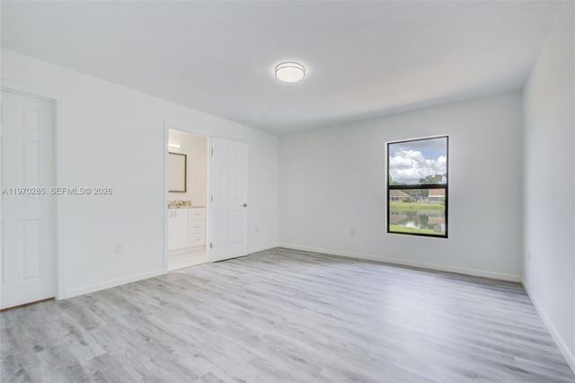 3540 65th Ave Cir E, Other City - In The State Of Florida, FL 34243