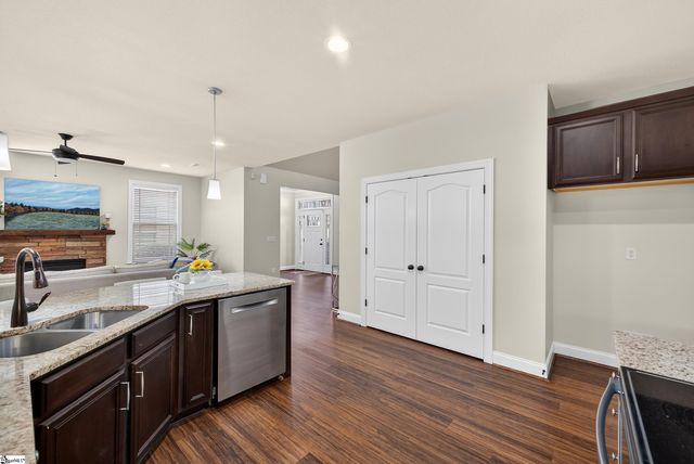 219 Catskill Drive, Taylors, SC 29687