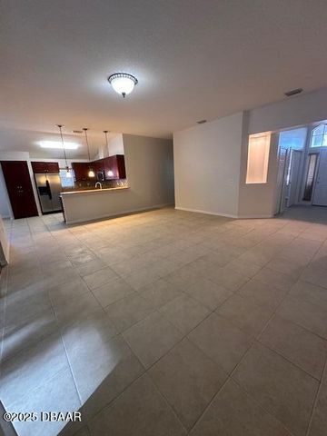 6820 Stoneheath Lane, Port Orange, FL 32128