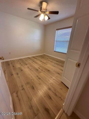 6820 Stoneheath Lane, Port Orange, FL 32128