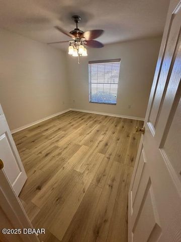 6820 Stoneheath Lane, Port Orange, FL 32128