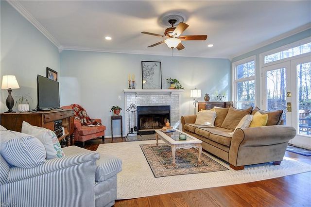 2404 Navarre WAY, Virginia Beach, VA 23456