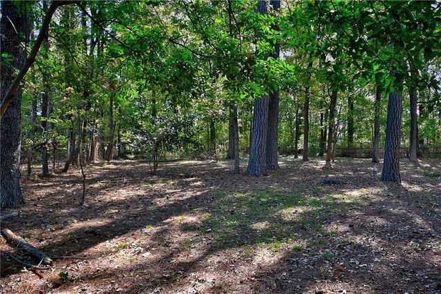 2404 Navarre WAY, Virginia Beach, VA 23456