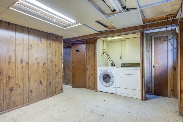 53-21 194th Street, Flushing, NY 11365