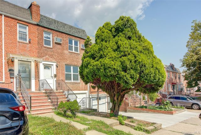 53-21 194th Street, Flushing, NY 11365