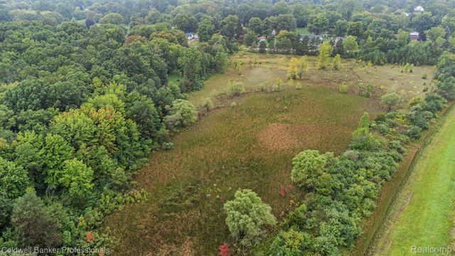 1001 S Vassar Road, Davison, MI 48423