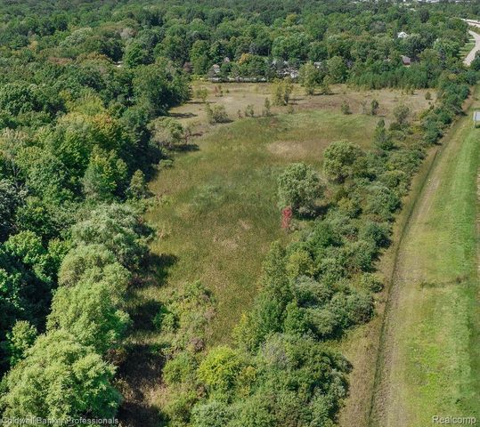 1001 S Vassar Road, Davison, MI 48423