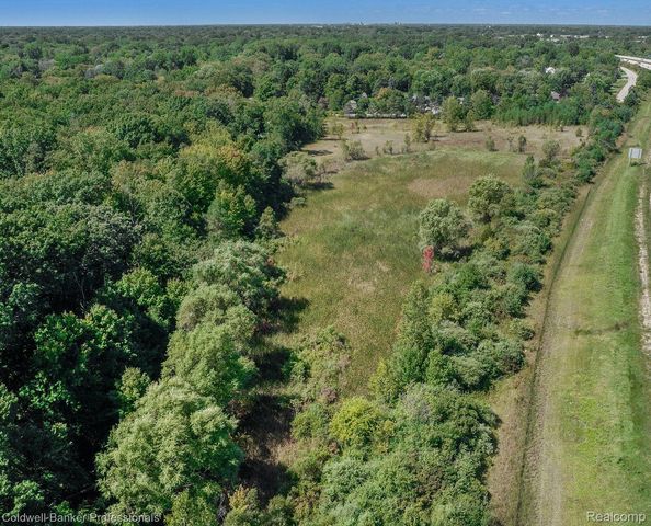 1001 S Vassar Road, Davison, MI 48423