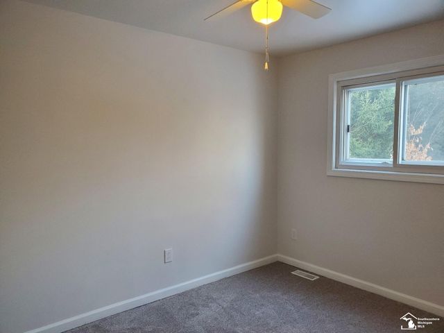 33790 Steadman Road, New Boston, MI 48164