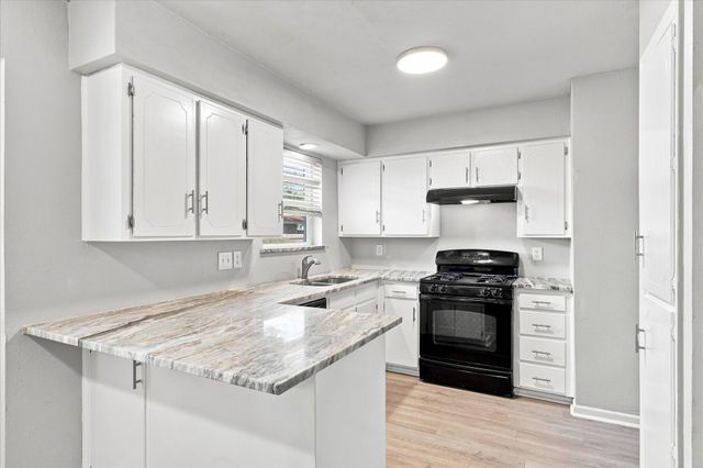 104 Stephen Drive, Sanger, TX 76266