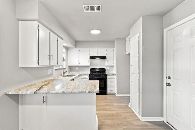 104 Stephen Drive, Sanger, TX 76266
