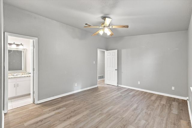 104 Stephen Drive, Sanger, TX 76266