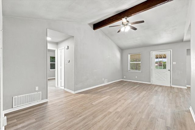 104 Stephen Drive, Sanger, TX 76266