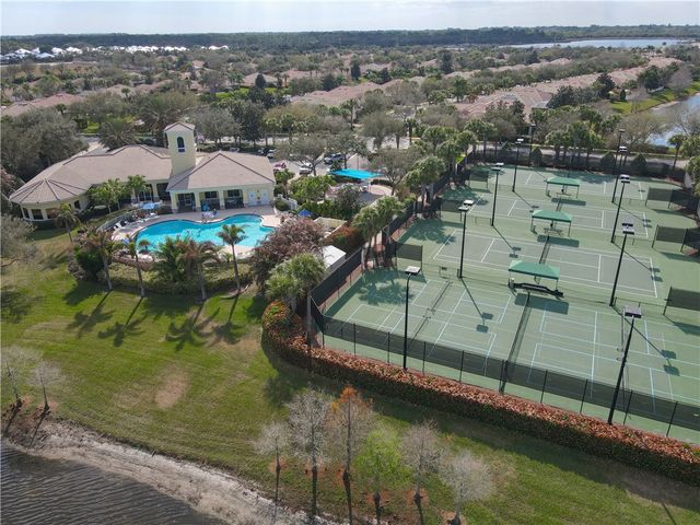 5122 Formosa Circle, Vero Beach, FL 32967