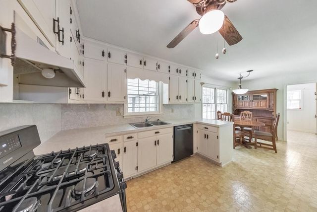 1150 Acworth Due West Road NW, Kennesaw, GA 30152