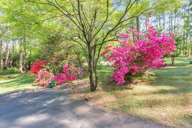 1150 Acworth Due West Road NW, Kennesaw, GA 30152