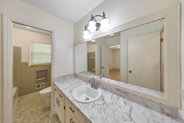 1150 Acworth Due West Road NW, Kennesaw, GA 30152