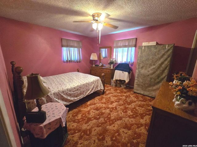 18970 W Fm 2790, Lytle, TX 78052