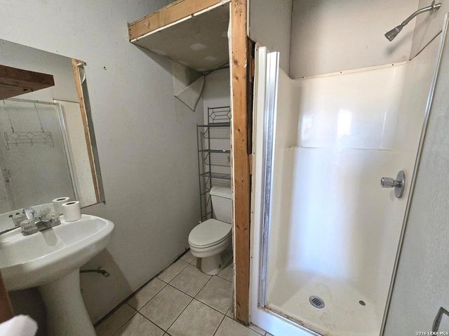 18970 W Fm 2790, Lytle, TX 78052