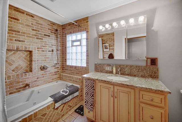 314 Mastodon Drive, Ingleside, IL 60041