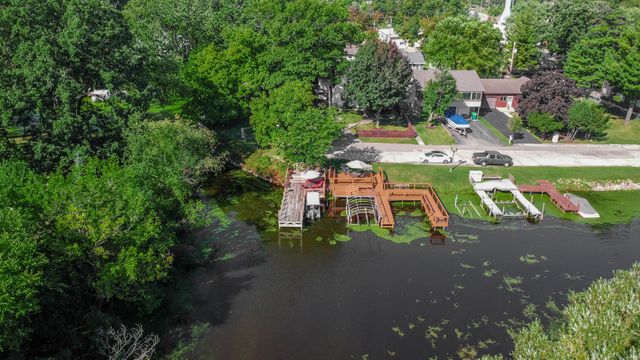 314 Mastodon Drive, Ingleside, IL 60041