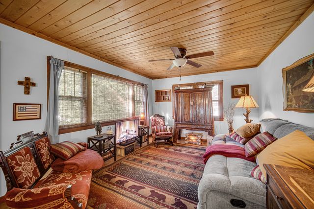 314 Mastodon Drive, Ingleside, IL 60041