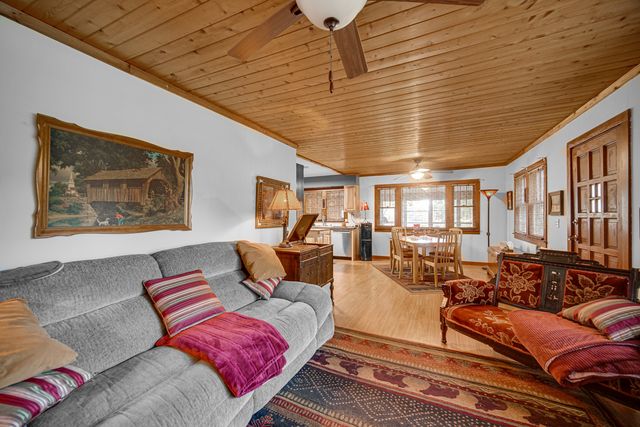 314 Mastodon Drive, Ingleside, IL 60041