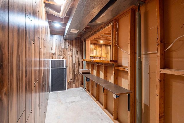 1569 ORCHID LANE, Green Bay, WI 54313